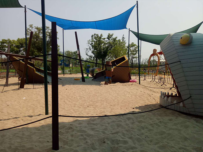 定制兒童游樂設(shè)備
